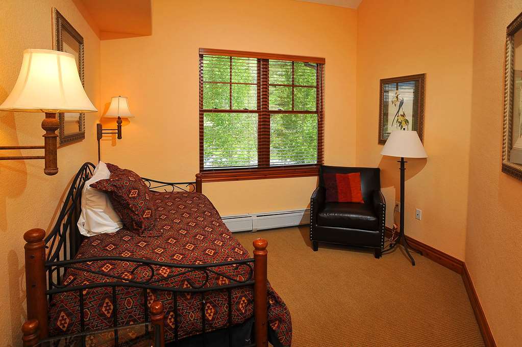 Lodge At Brookside Avon Village Bilik gambar
