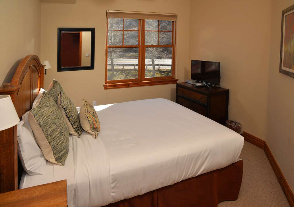 Lodge At Brookside Avon Village Bilik gambar