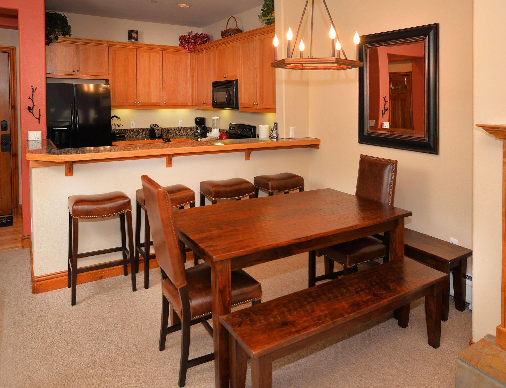 Lodge At Brookside Avon Village Luaran gambar