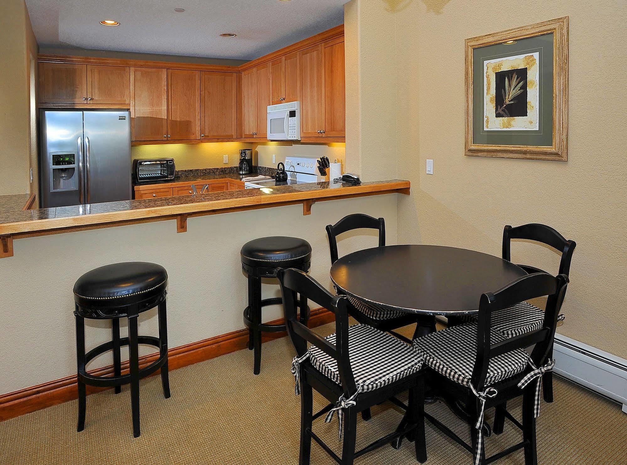 Lodge At Brookside Avon Village Luaran gambar