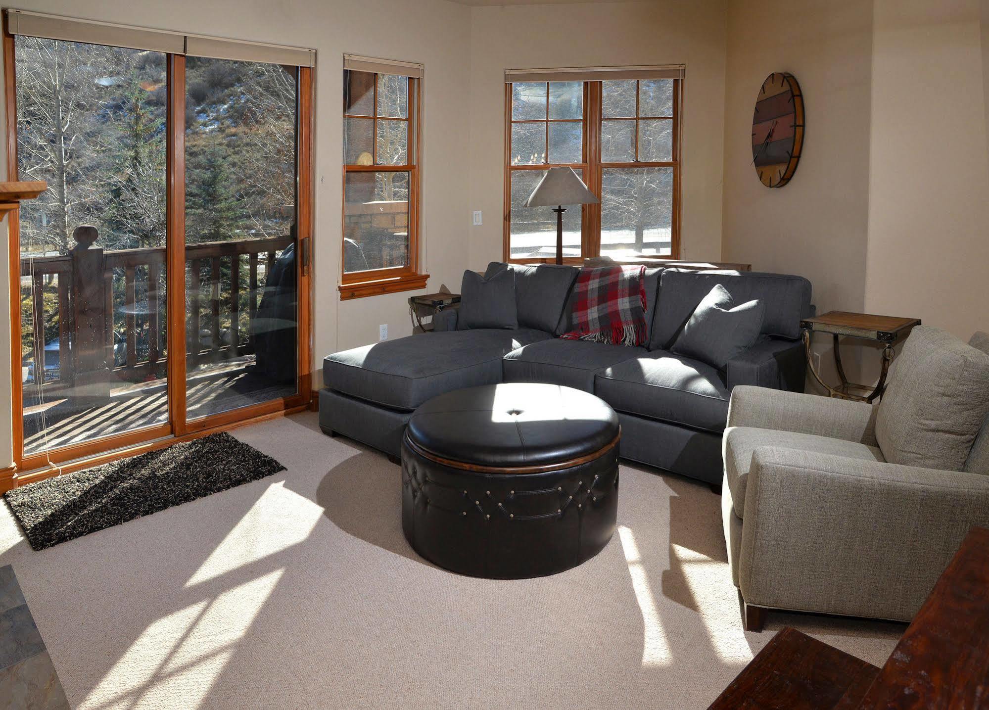Lodge At Brookside Avon Village Luaran gambar