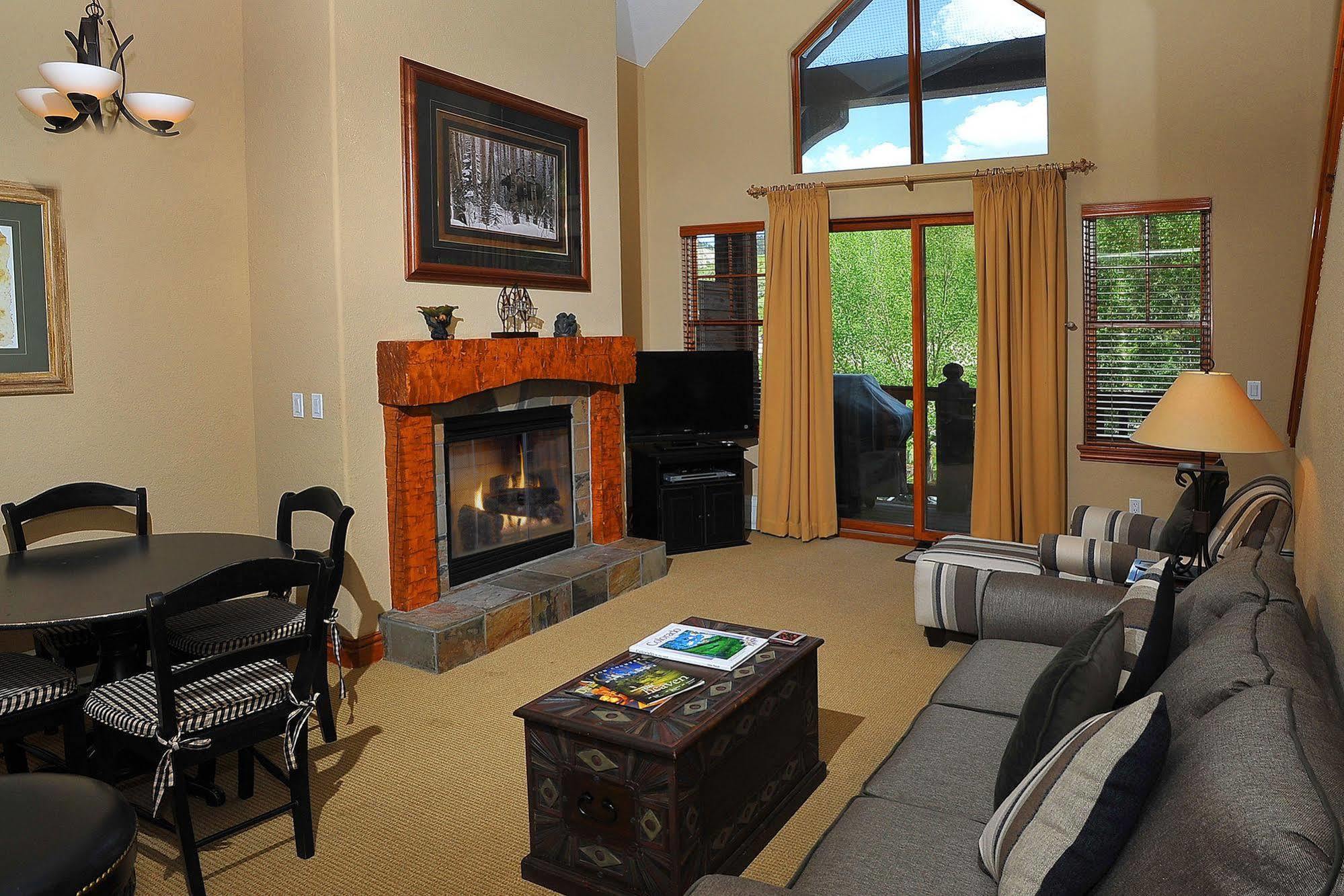 Lodge At Brookside Avon Village Luaran gambar