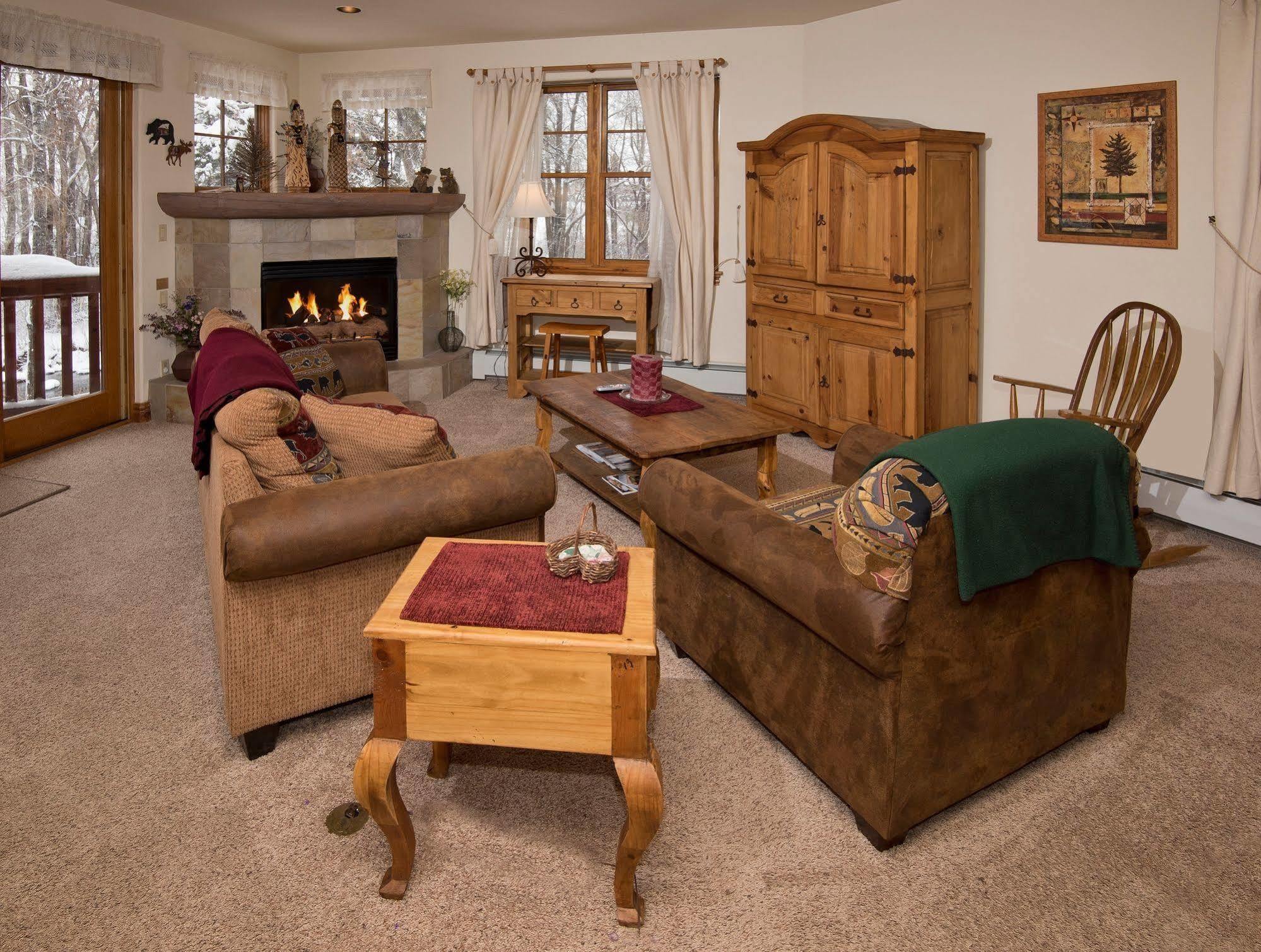 Lodge At Brookside Avon Village Luaran gambar