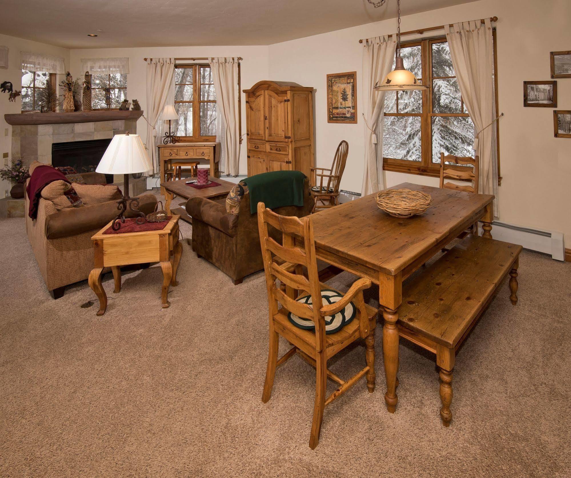 Lodge At Brookside Avon Village Luaran gambar