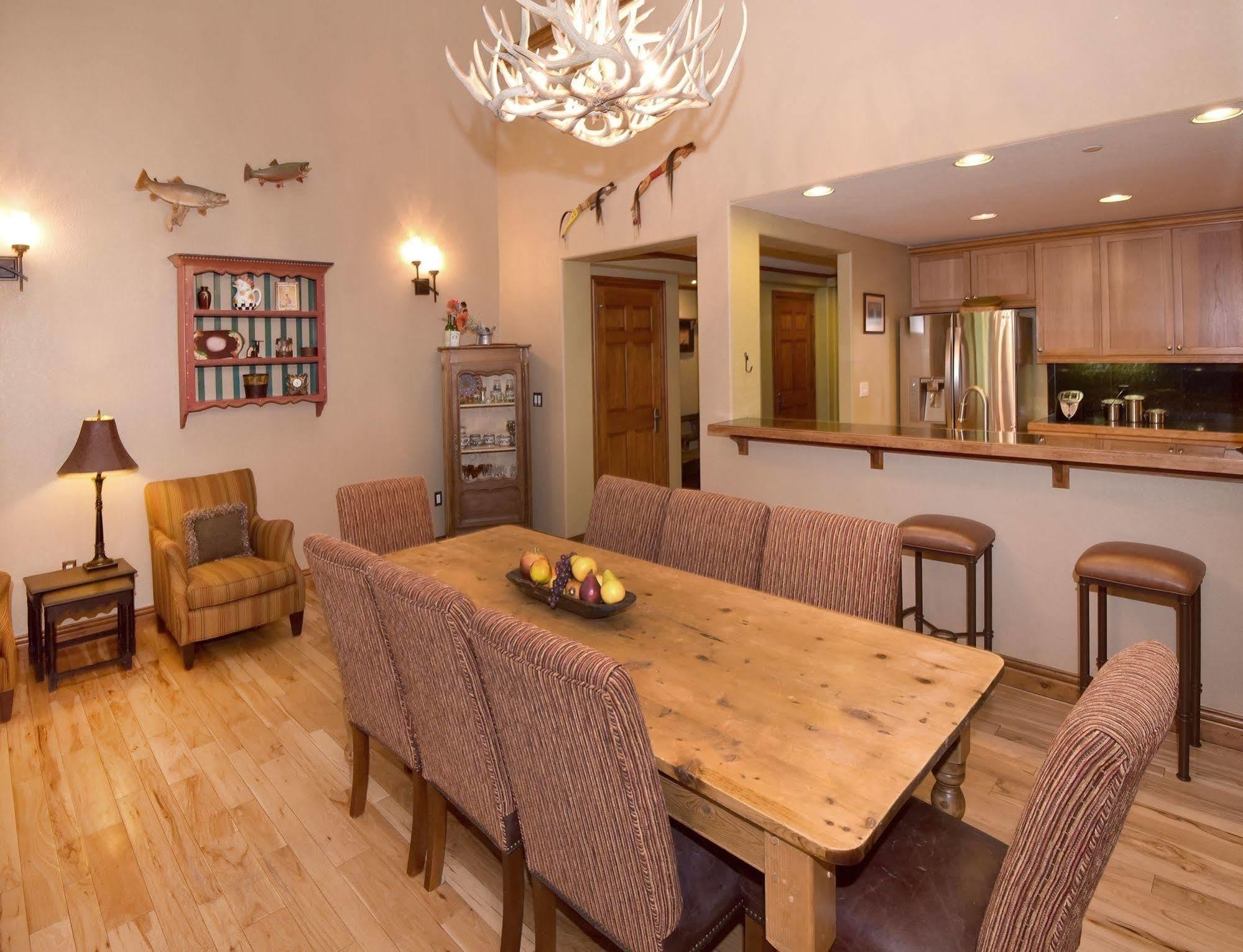Lodge At Brookside Avon Village Luaran gambar